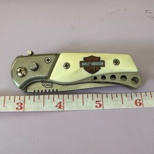Harley-Davidson Silver and Cream Pocket Knife